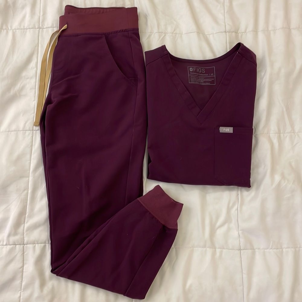 FIGS Deep Purple Catarina Scrub Top & Zamora Jogger Scrub Pants Set, Women’s XS